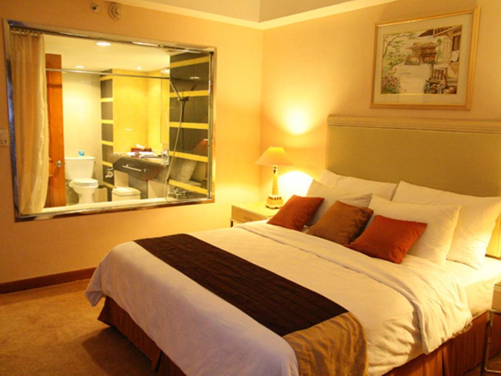 Hotel Gran Puri Manado Ngoại thất bức ảnh