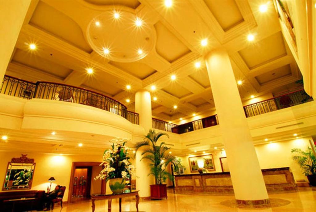Hotel Gran Puri Manado Ngoại thất bức ảnh