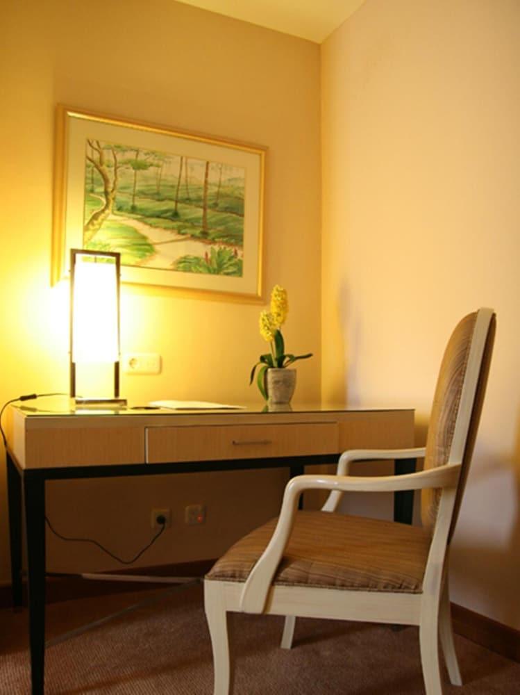 Hotel Gran Puri Manado Ngoại thất bức ảnh