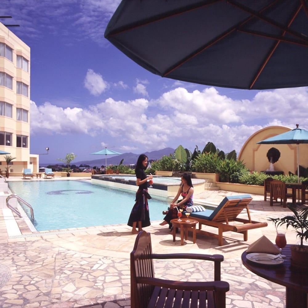 Hotel Gran Puri Manado Ngoại thất bức ảnh